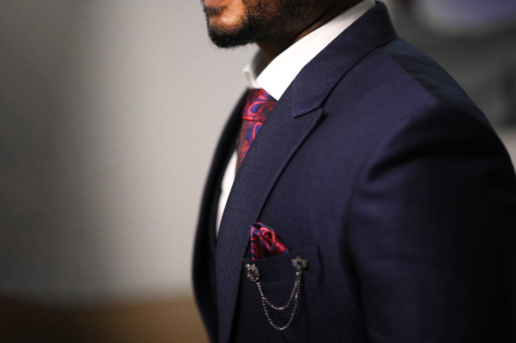How To Wear A Tie Clip (Easy Styling Tips & Outfit Ideas)